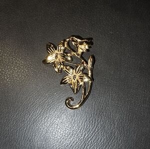 Gold Floral Brooch Pin